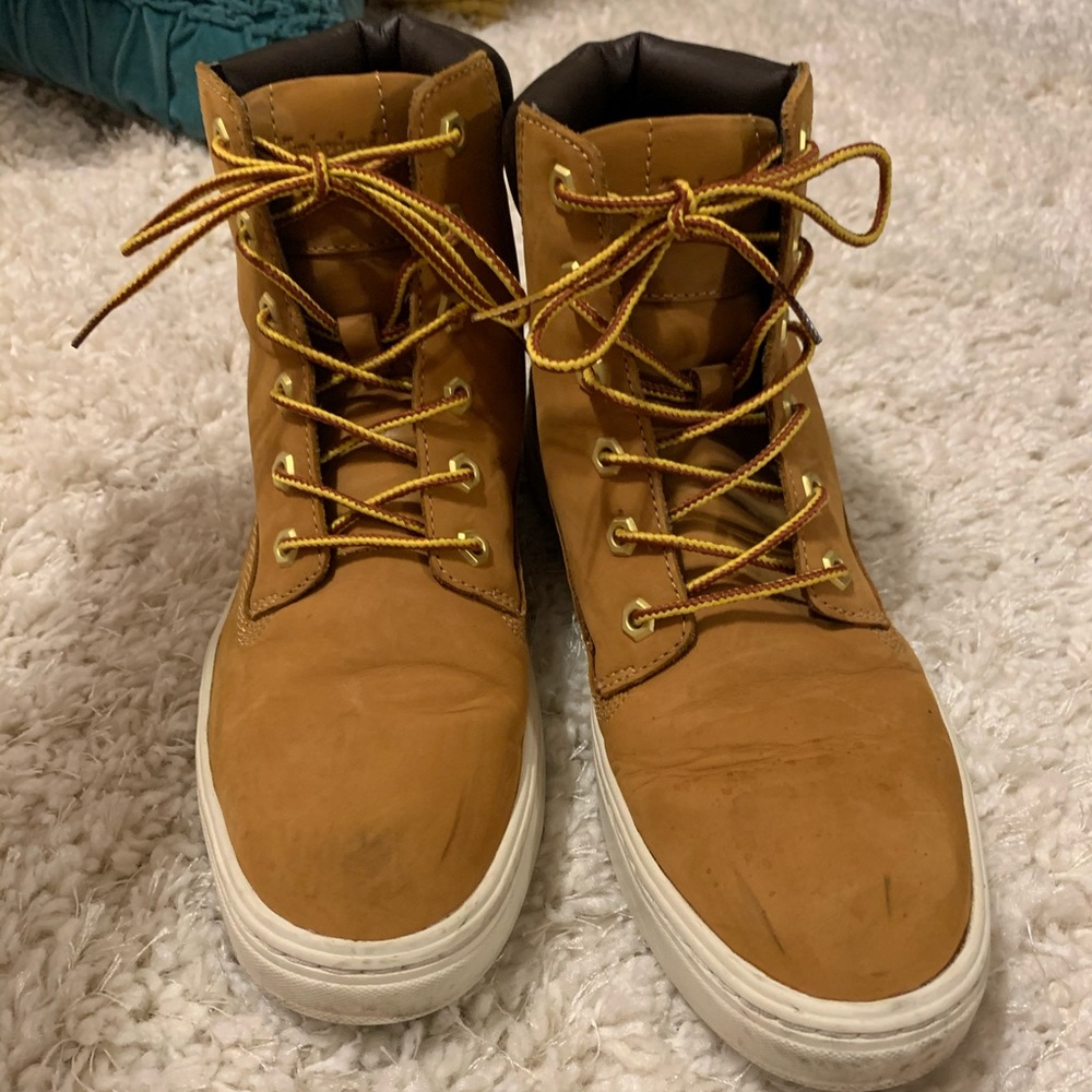 Timberlands! - Picture 8 of 8